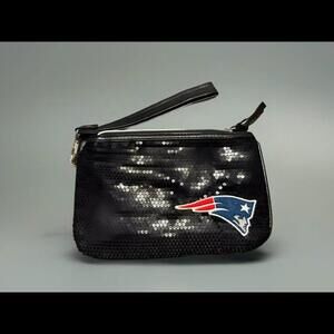 NFL New England Patriots Sequin Clutch Bag Wristlet/Purse 8.5"x5.5" NWOT